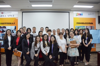 日出江花紅勝火 春來(lái)江水綠如藍(lán)——廣東堅(jiān)基集團(tuán)召開《堅(jiān)基龍》內(nèi)刊撰稿人座談會(huì)