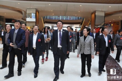 河源市人大代表、政協(xié)委員視察河源市商業(yè)中心