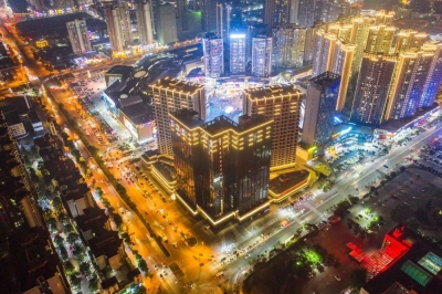 喜收金鋪，財(cái)富啟航！堅(jiān)基·春天里 - 萬(wàn)象金街旺鋪盛大交樓！