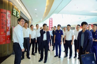 廣東省應(yīng)急管理廳黨委書記、廳長王再華一行蒞臨河源市商業(yè)中心調(diào)研安全生產(chǎn)工作